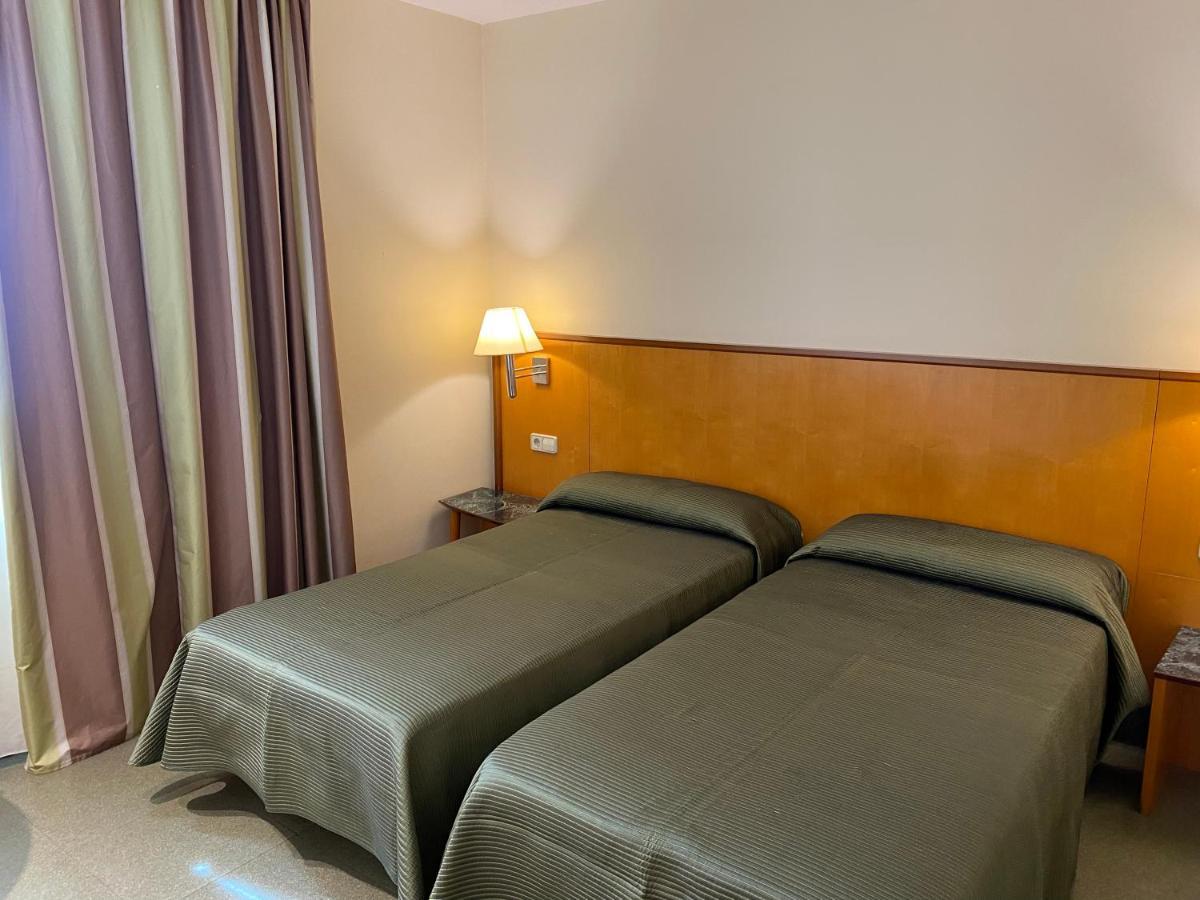 Hostal Meson Pepa Логроньо Экстерьер фото