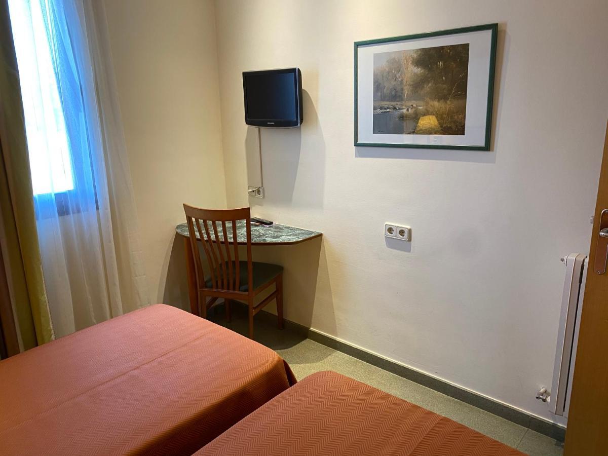 Hostal Meson Pepa Логроньо Экстерьер фото