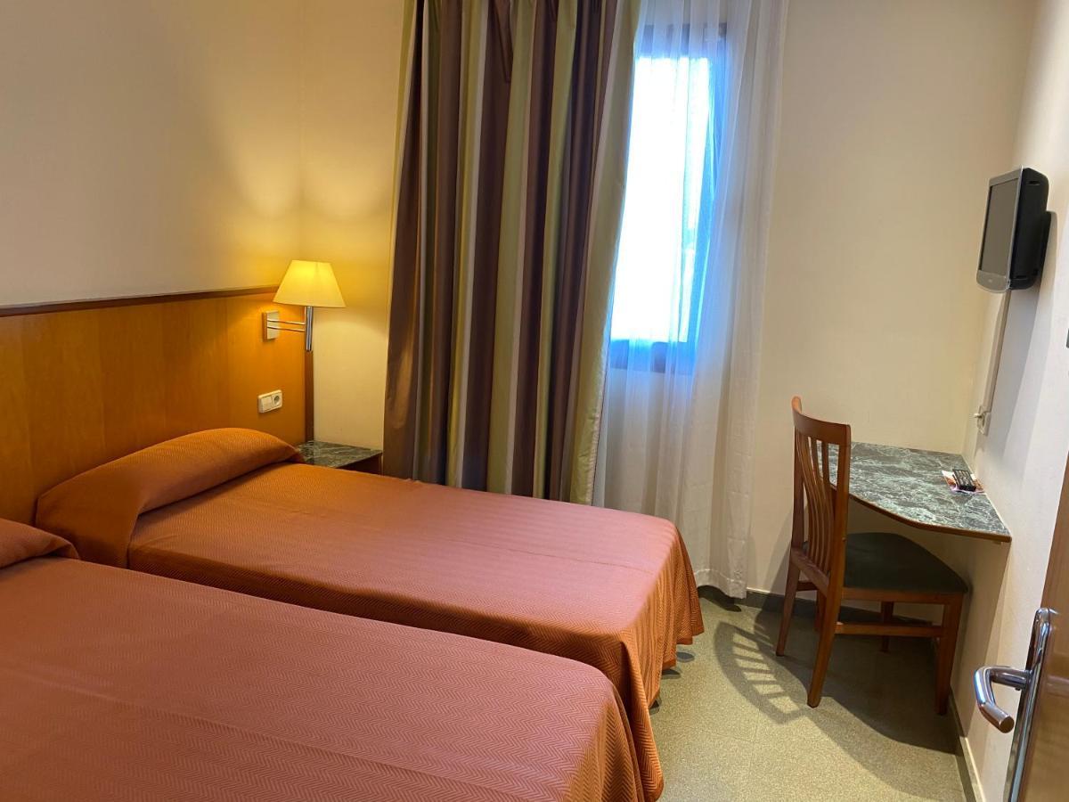 Hostal Meson Pepa Логроньо Экстерьер фото