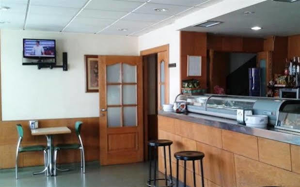 Hostal Meson Pepa Логроньо Экстерьер фото
