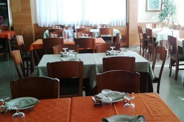 Hostal Meson Pepa Логроньо Экстерьер фото